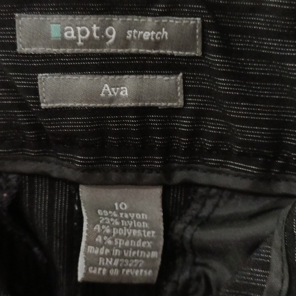 Apt 9 stretch Ava Women's Capri pants Size 10 - Picture 3 of 8